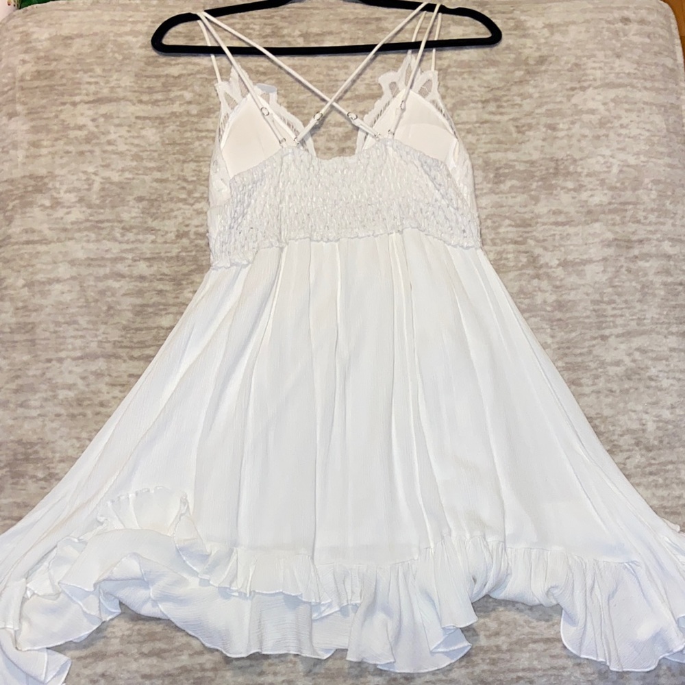 LA MIEL White Dress - Picture 4 of 6